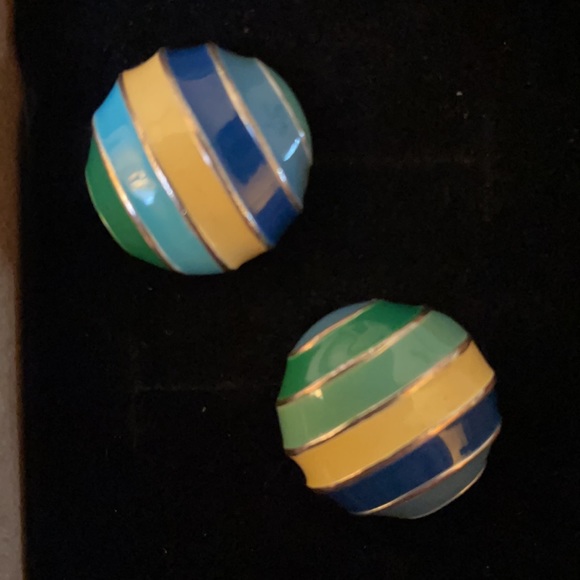 Vintage green/blue/yellow button pierced earrings - Picture 2 of 4